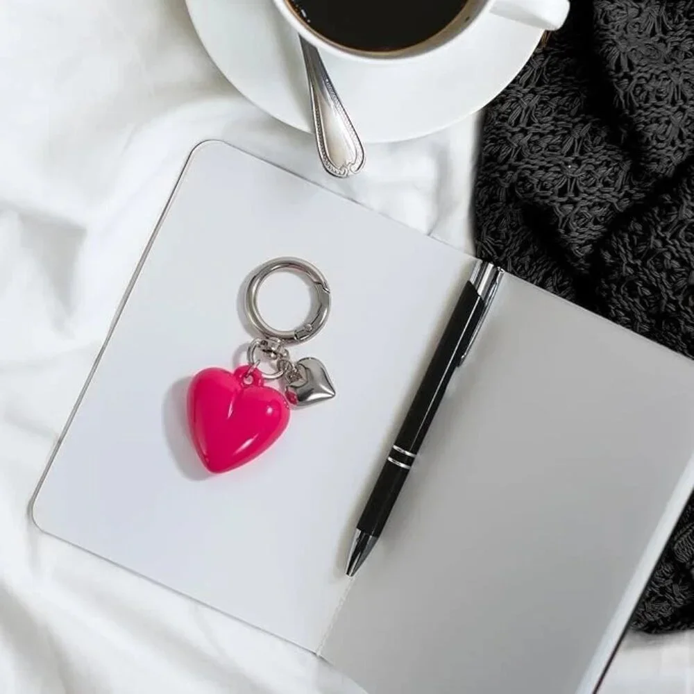 Sliver Keychain for Women, Cute Girls Heart Keychain, Pink Bag Charms Accessorie